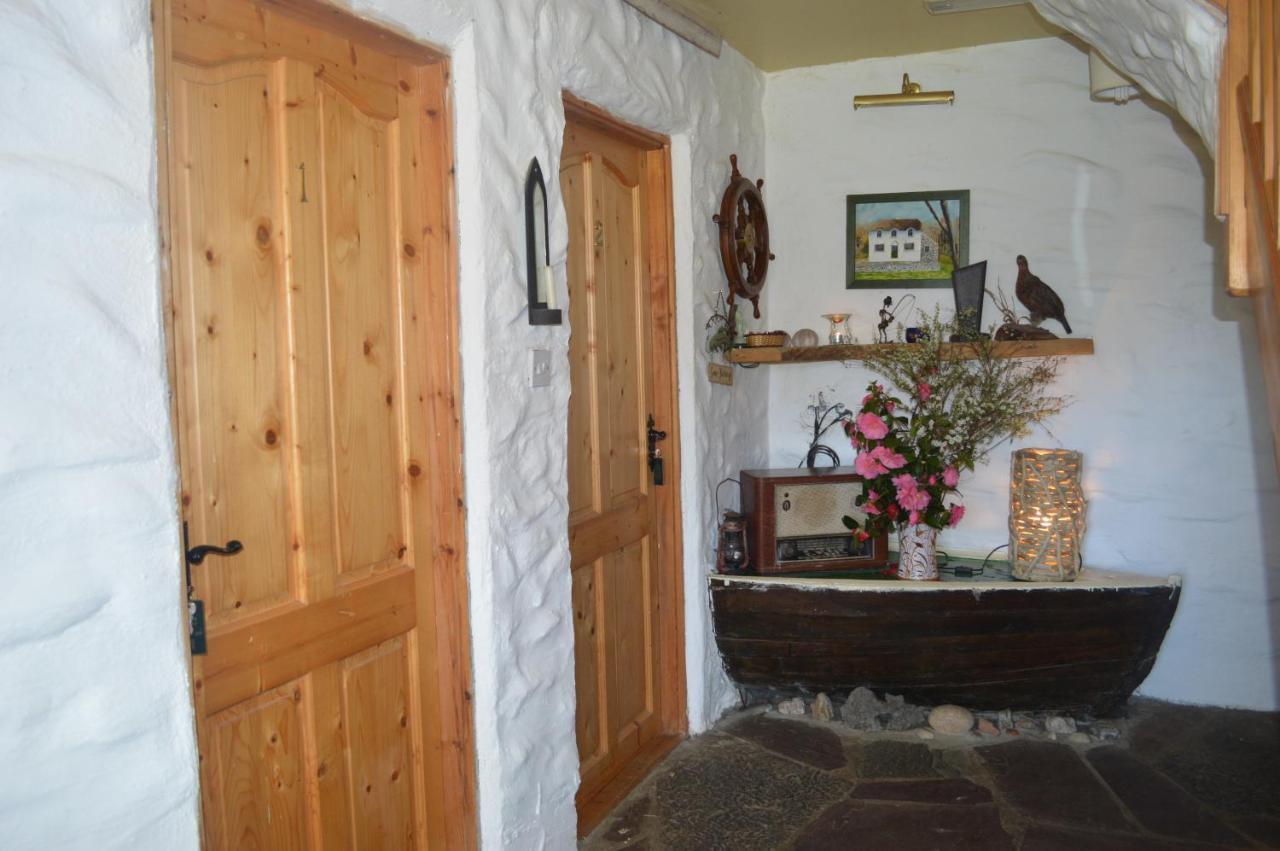 Lissyclearig Thatched Cottage Kenmare Værelse billede
